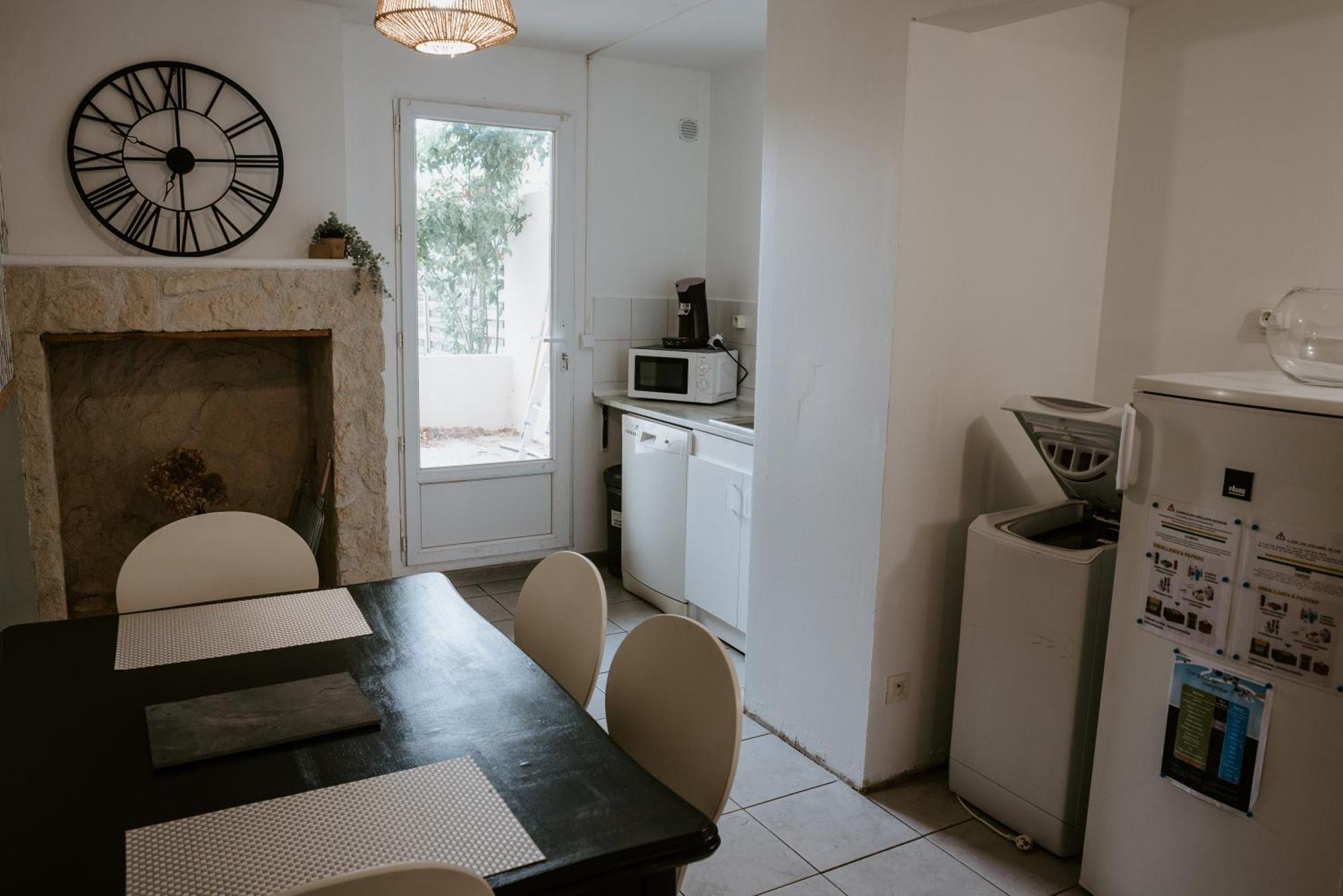 Appartement Studio De Plain-Pied Avec Terrasse Et Jardin à Saint-Meard-de-Gurcon Extérieur photo