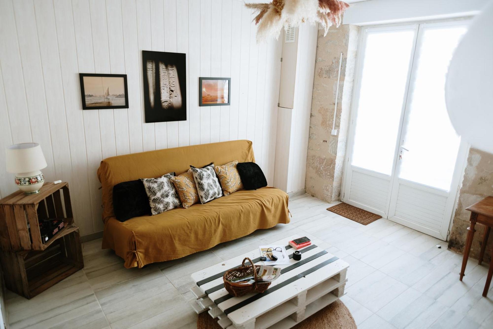 Appartement Studio De Plain-Pied Avec Terrasse Et Jardin à Saint-Meard-de-Gurcon Extérieur photo