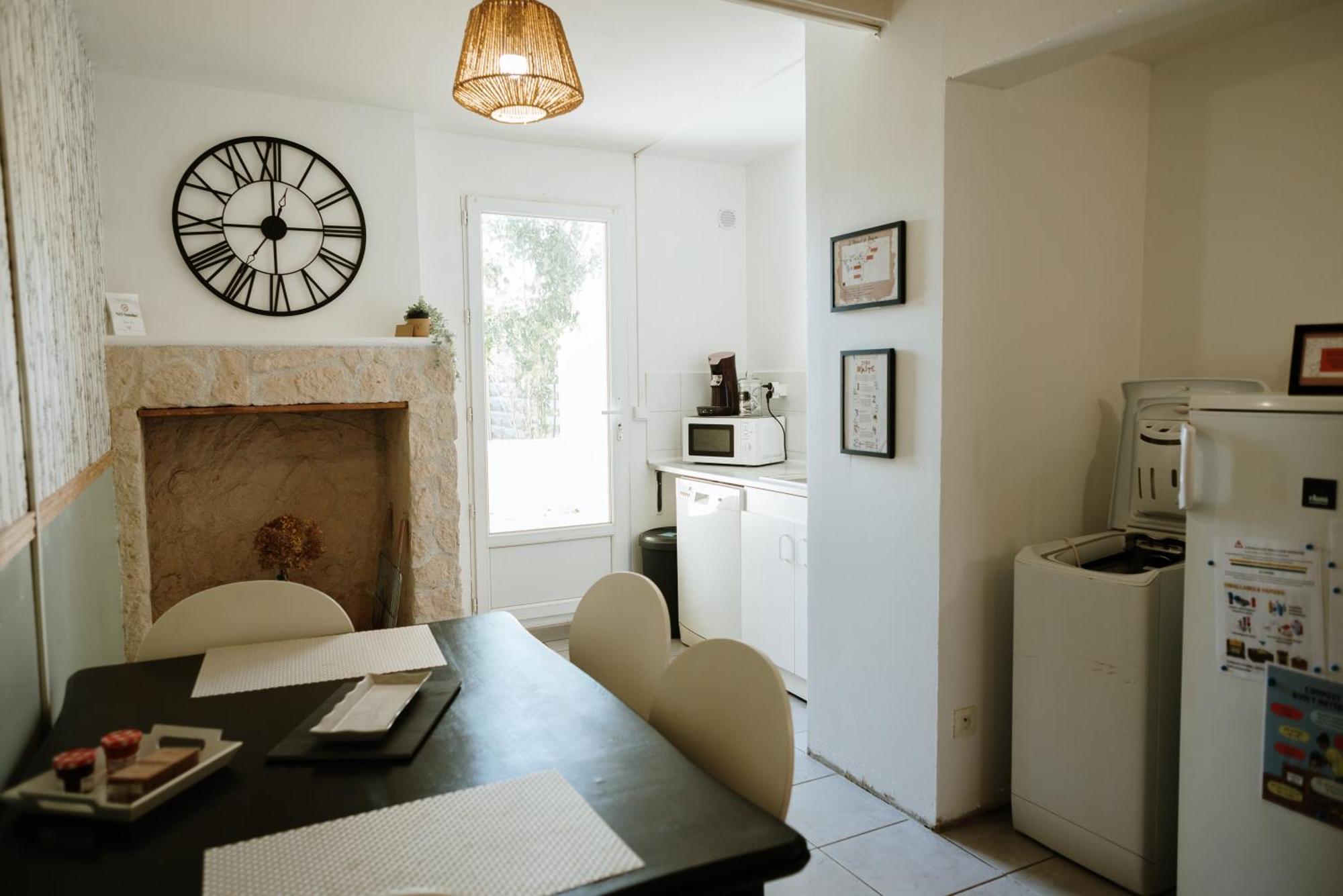 Appartement Studio De Plain-Pied Avec Terrasse Et Jardin à Saint-Meard-de-Gurcon Extérieur photo